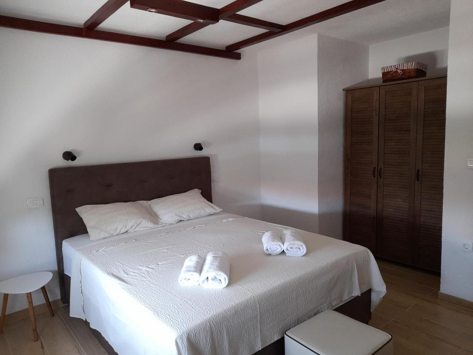Apartments Malou Baška Voda الغرفة الصورة